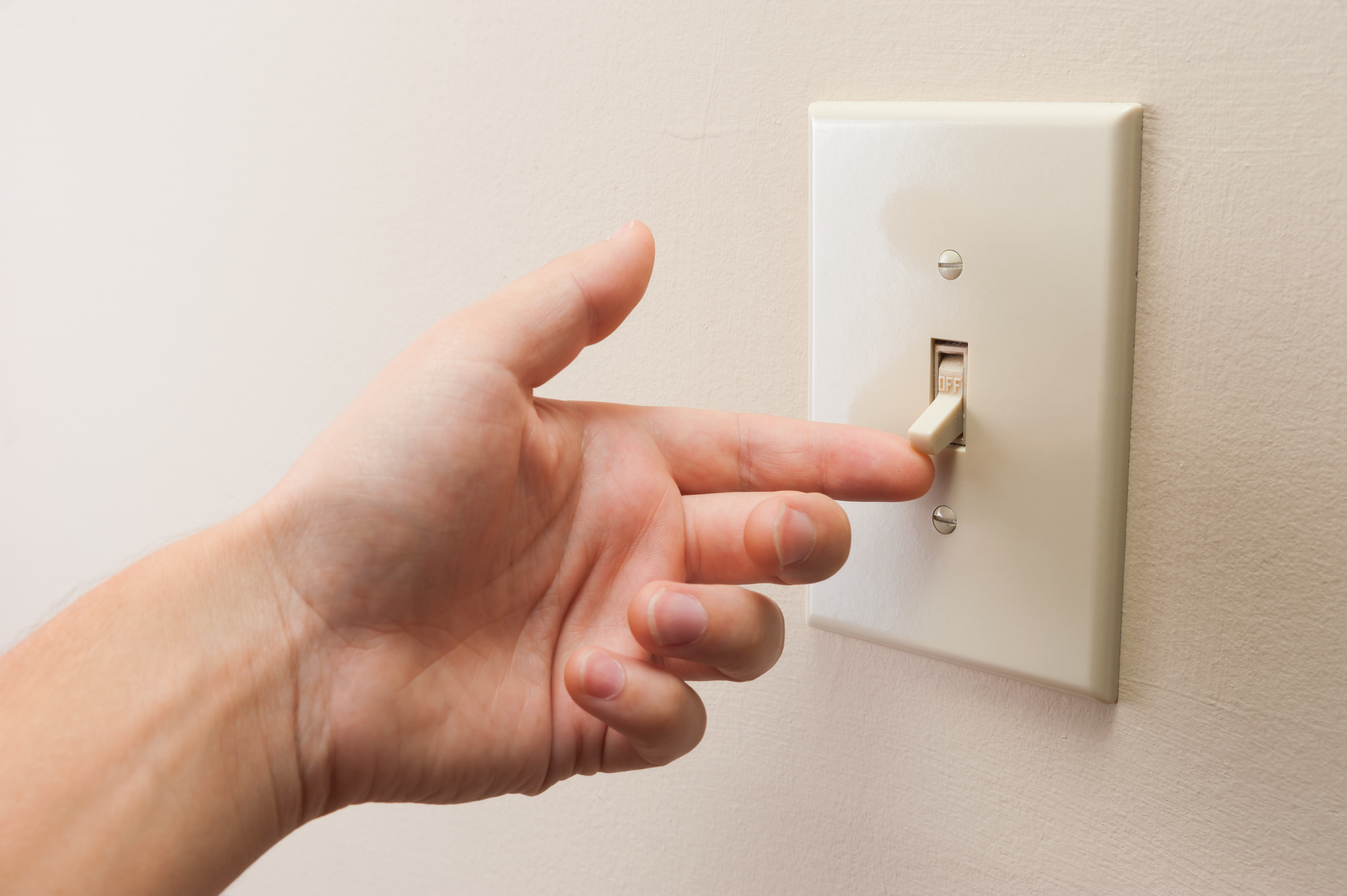 9 Easy Ways To Save On Your Electric Bill This Winter