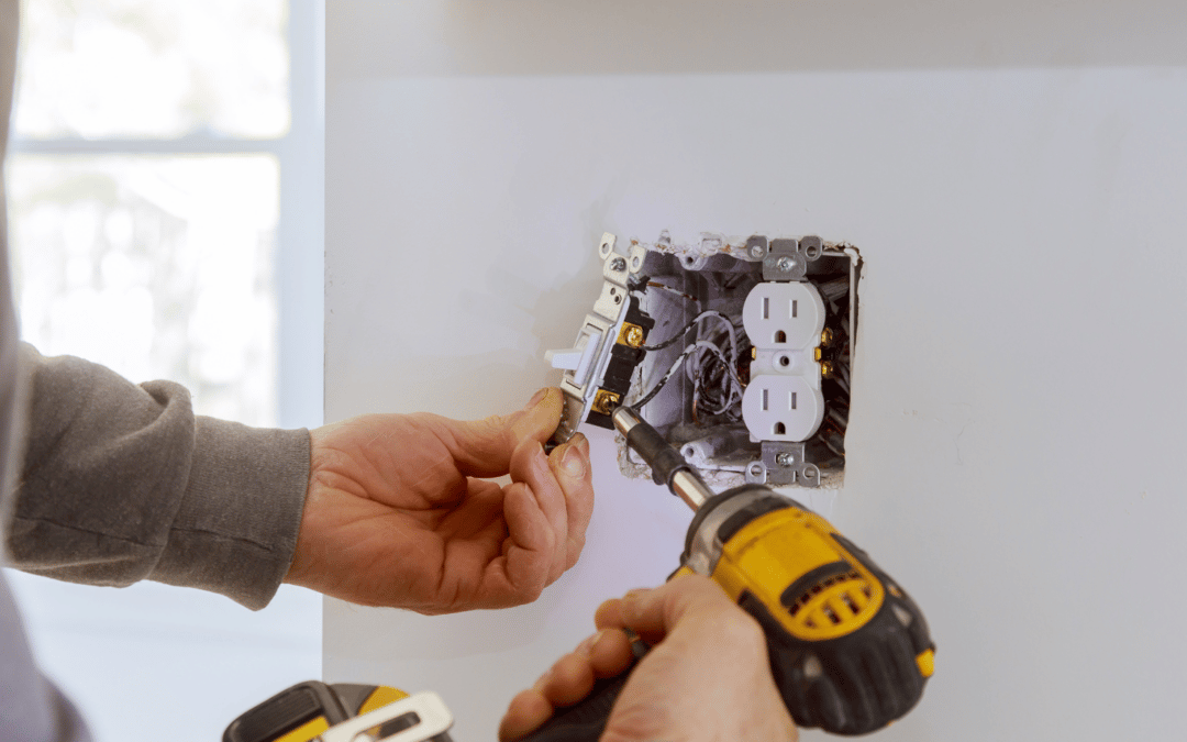 6 Best Household Tools to Test Your Electronic Equipment